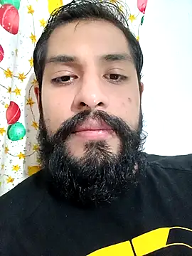 Snapshot of HombreS3n chatting on 12.25.24 HombreS3n online show from 12.25.24
