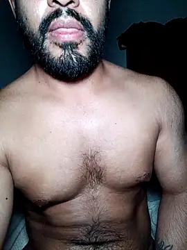 Snapshot of HombreS3n chatting on 10.04.25 HombreS3n online show from 10.04.25