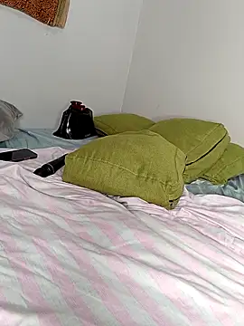 Snapshot of Babez_show chatting on 03.15.25 Babez show online show from 03.15.25