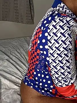 Snapshot of Babez_show chatting on 10.06.25 Babez show online show from 10.06.25