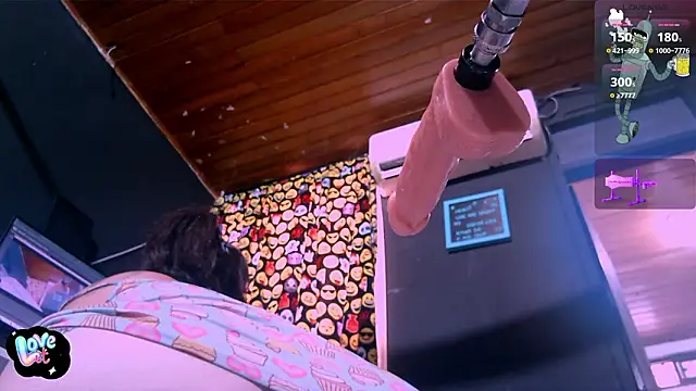 Snapshot of waterfalls_girl chatting on 03.06.26 waterfalls girl online show from 03.06.26