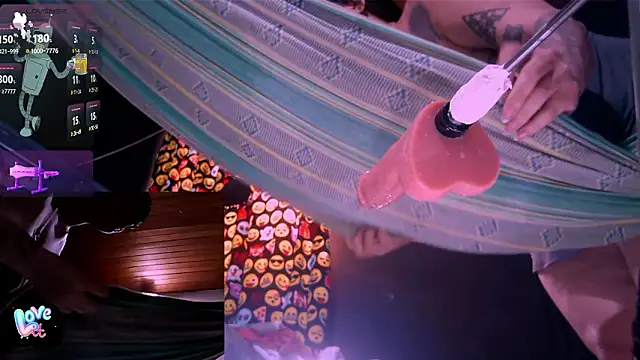 Snapshot of waterfalls_girl chatting on 03.11.26 waterfalls girl online show from 03.11.26