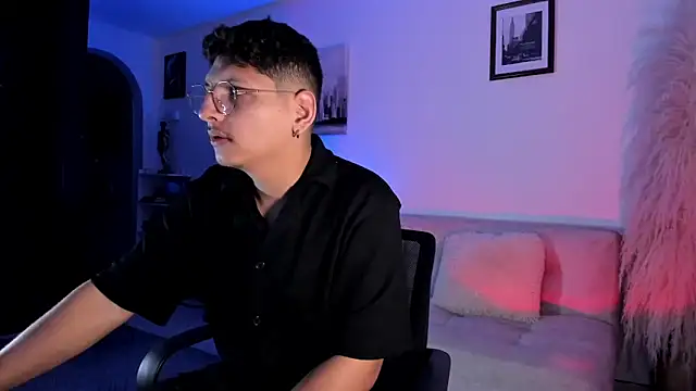 a lejandro 0 8 online show from 11.19.25