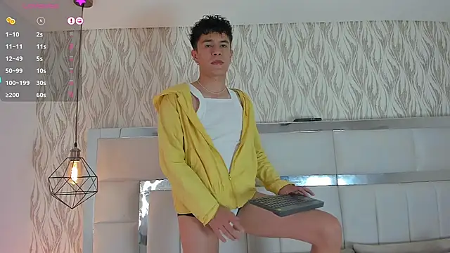 Snapshot of 1m_Joel chatting on 12.12.24 1m Joel online show from 12.12.24