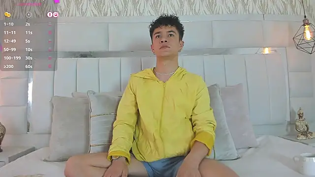 Snapshot of 1m_Joel chatting on 12.12.24 1m Joel online show from 12.12.24