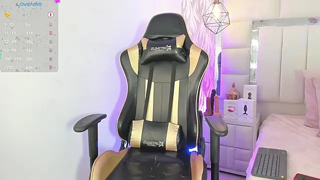 Snapshot of 1m_Joel chatting on 01.30.25 1m Joel online show from 01.30.25