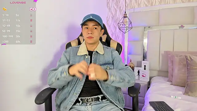 Snapshot of 1m_Joel chatting on 02.05.25 1m Joel online show from 02.05.25