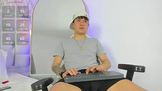 Snapshot of 1m_Joel chatting on 09.12.25 1m Joel online show from 09.12.25