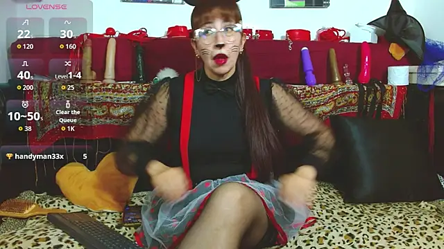 Snapshot of Wiktoria_Brownx chatting on 10.31.25 Wiktoria Brownx online show from 10.31.25