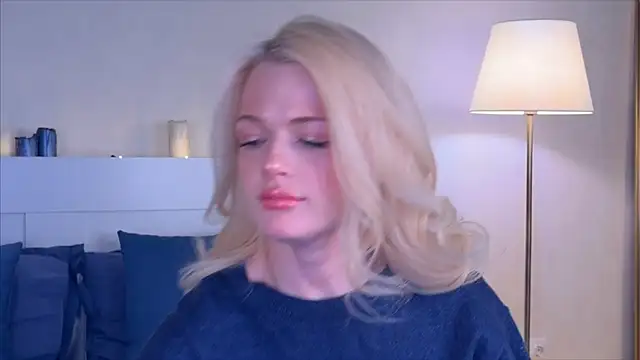 Snapshot of MilaDemies chatting on 02.26.26 MilaDemies online show from 02.26.26