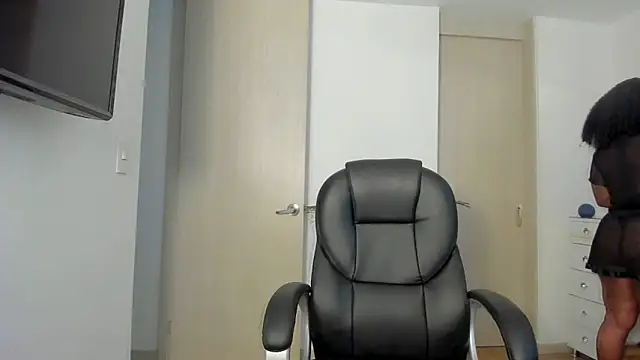 charlotte tiller online show from 04.14.26