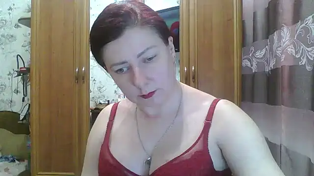SophieNightAh online show from 12.10.24