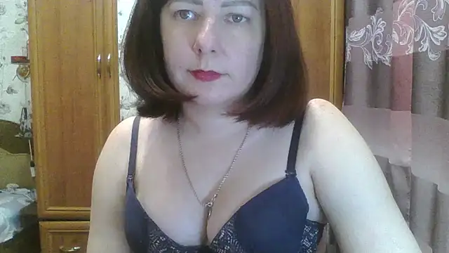 SophieNightAh online show from 02.20.25
