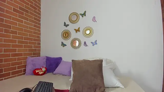 maja hills online show from 12.30.24