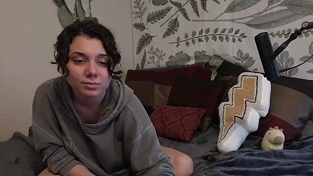 punkpuppy  online show from 01.06.25