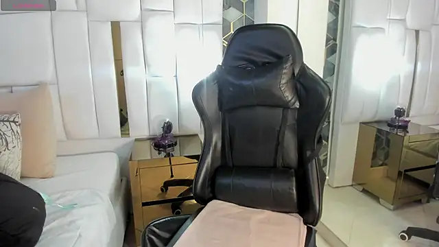 lia mariana online show from 02.03.26