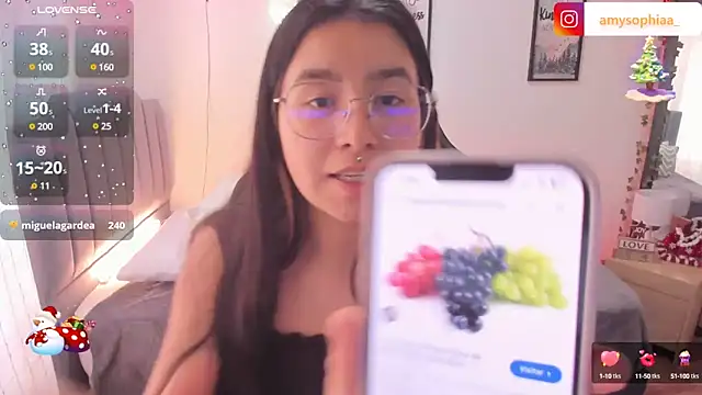 Amy joones online show from 12.19.24