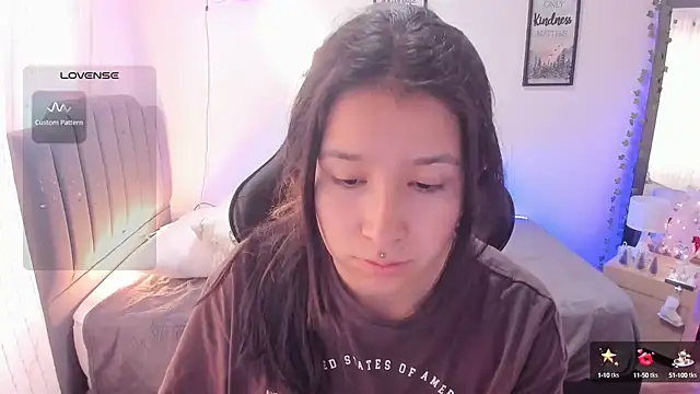 Amy joones online show from 12.23.24