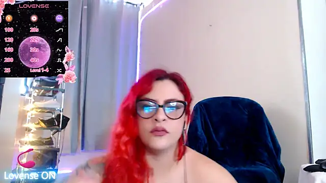 violetaredbitch online show from 02.13.25