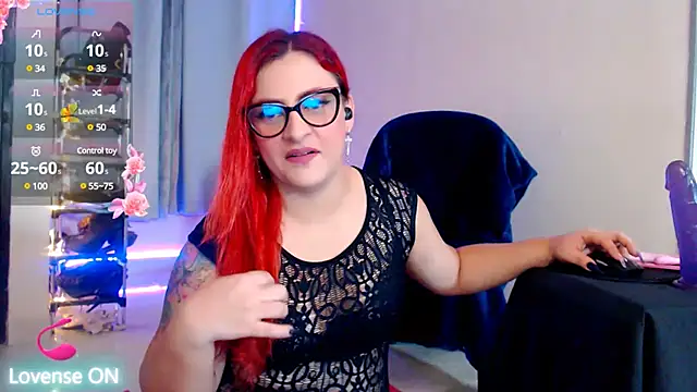 violetaredbitch online show from 02.23.25