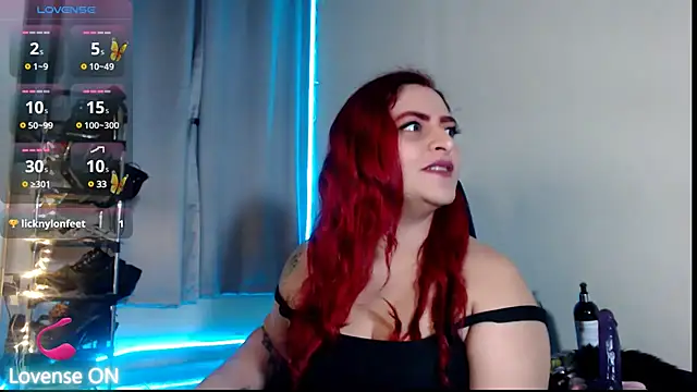 violetaredbitch online show from 03.22.25