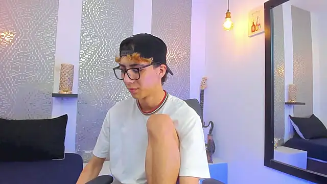 Nikolay Gregori online show from 12.26.24