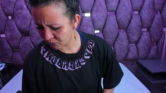 AlaSmith online show from 10.21.25