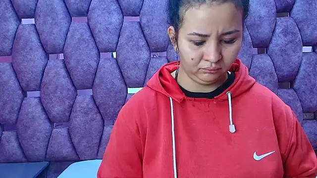 Snapshot of AlaSmith chatting on 03.22.26 AlaSmith online show from 03.22.26