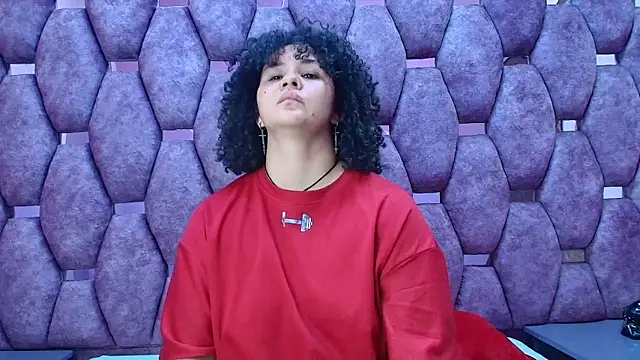 Snapshot of AlaSmith chatting on 03.27.26 AlaSmith online show from 03.27.26