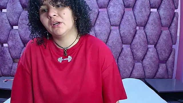 Snapshot of AlaSmith chatting on 03.30.26 AlaSmith online show from 03.30.26