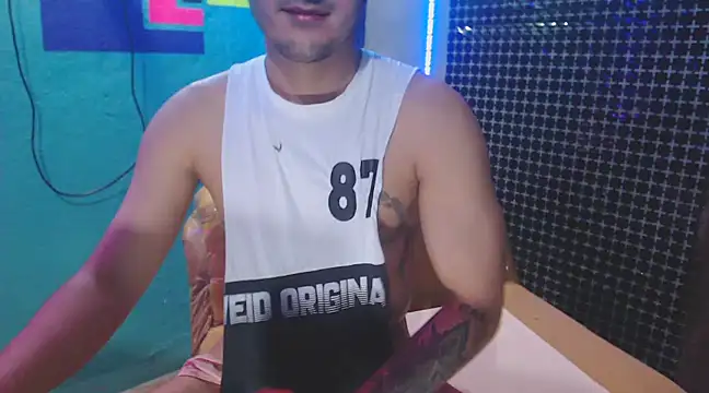 xxxxhotxoxo online show from 12.15.24