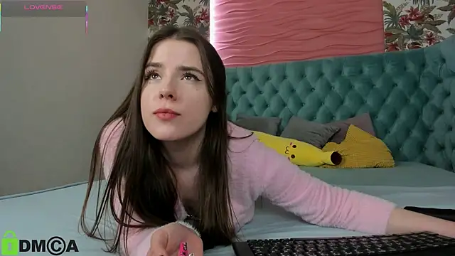 Haley Gars online show from 02.15.26