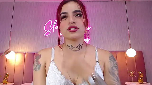 Snapshot of valeriee_millerr_ chatting on 12.13.24 valeriee millerr  online show from 12.13.24