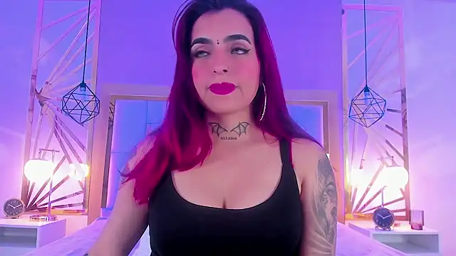 Snapshot of valeriee_millerr_ chatting on 12.31.24 valeriee millerr  online show from 12.31.24