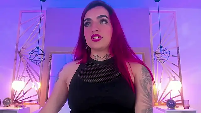 Snapshot of valeriee_millerr_ chatting on 01.03.25 valeriee millerr  online show from 01.03.25