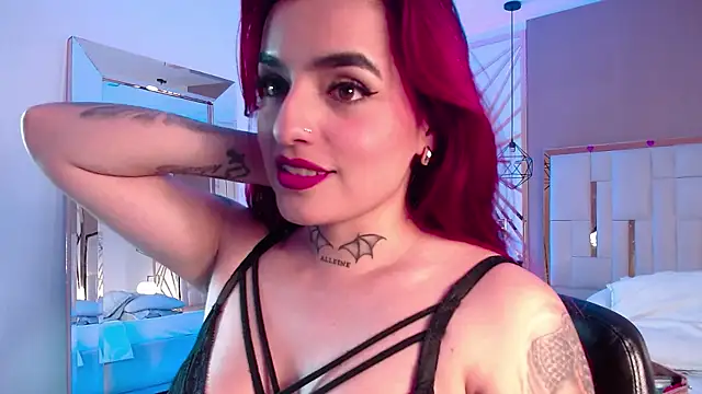 Snapshot of valeriee_millerr_ chatting on 03.04.25 valeriee millerr  online show from 03.04.25