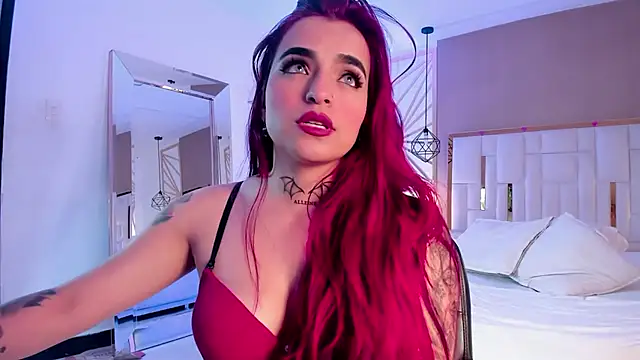 Snapshot of valeriee_millerr_ chatting on 03.14.25 valeriee millerr  online show from 03.14.25