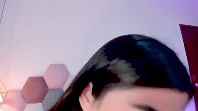 SiennaVidaal online show from 01.07.25