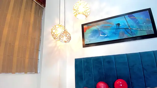 SiennaVidaal online show from 02.14.25