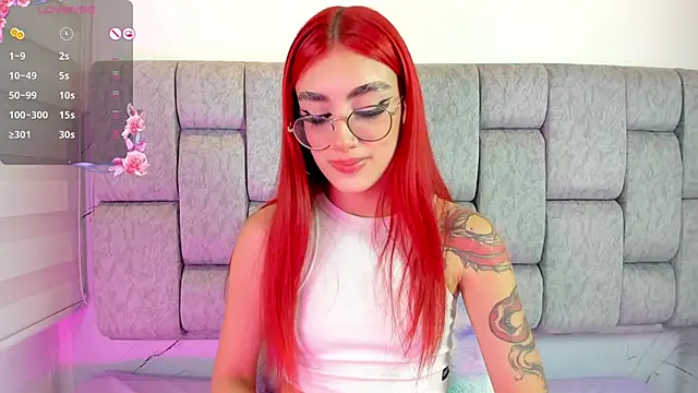 Snapshot of cherrywelll chatting on 02.27.25 cherrywelll online show from 02.27.25