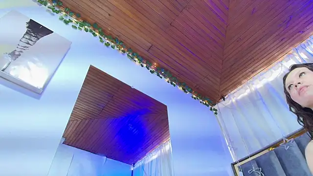 Eda Bonne online show from 12.04.25