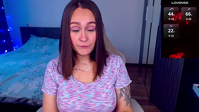 Cutie-Melanie online show from 10.07.25