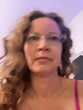 AnnikaRose online show from 06.19.26