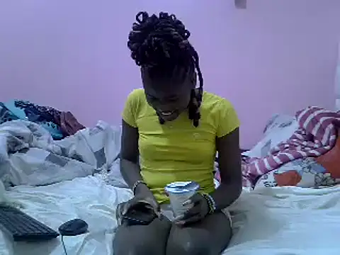 Snapshot of sweet_vine chatting on 12.22.24 sweet vine online show from 12.22.24