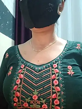 Aishwaryaa 69 online show from 02.26.25