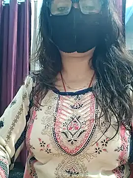 Aishwaryaa 69 online show from 12.14.25