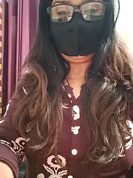 Snapshot of Aishwaryaa_69 chatting on 04.21.26 Aishwaryaa 69 online show from 04.21.26