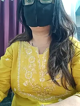 Snapshot of Aishwaryaa_69 chatting on 04.23.26 Aishwaryaa 69 online show from 04.23.26