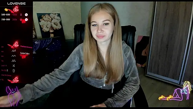  NigoNika online show from 11.06.25