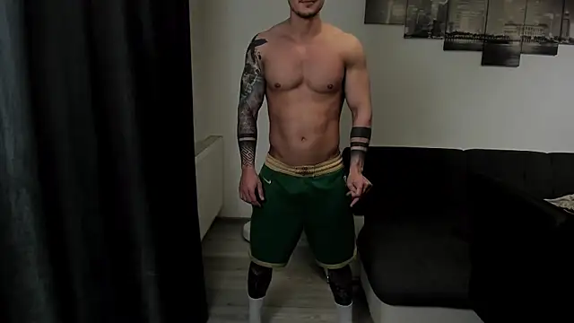 Richarddarell1 online show from 04.04.26